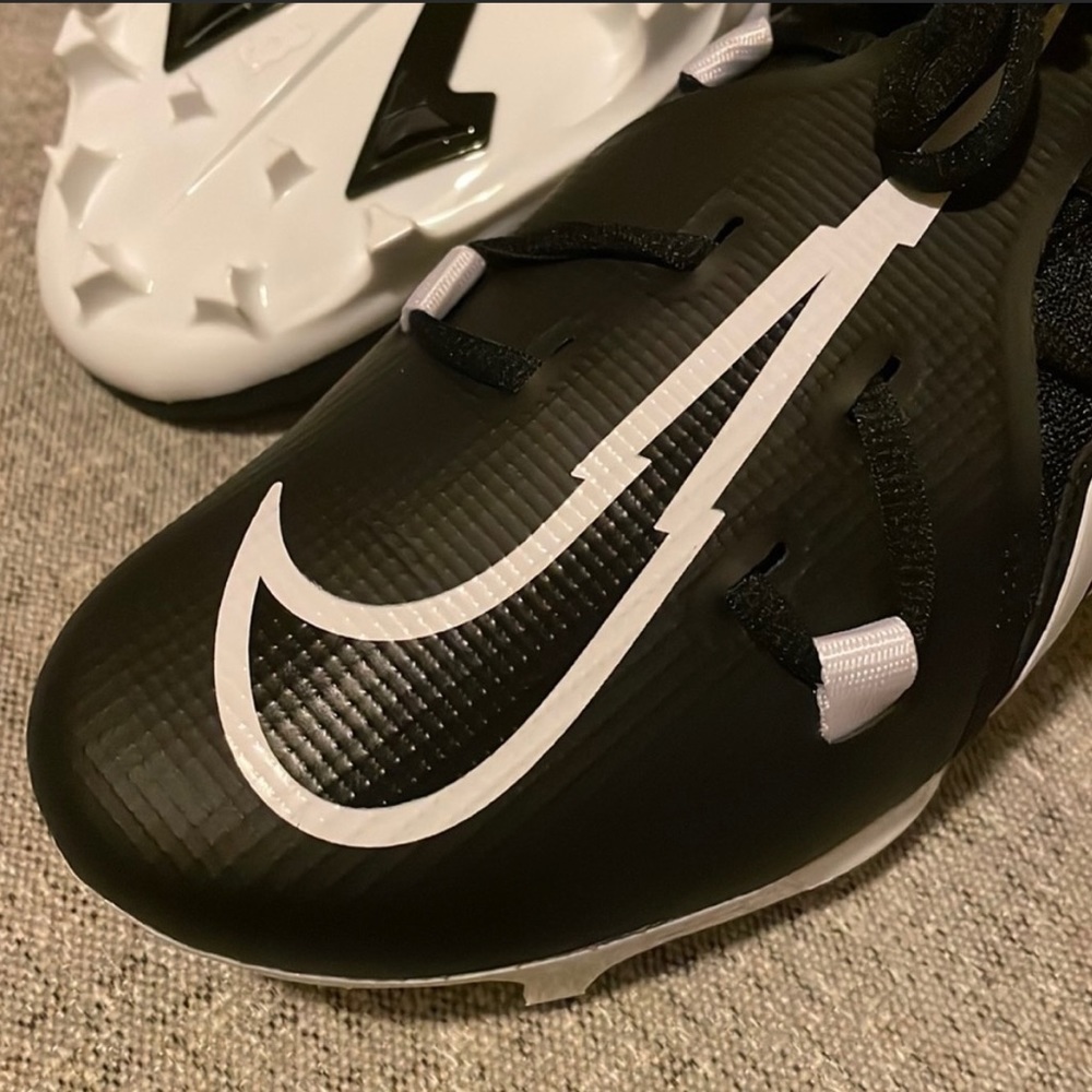 Nike Alpha FOOTBALL 🏈 cleats size 9 NEW - Picture 5 of 6